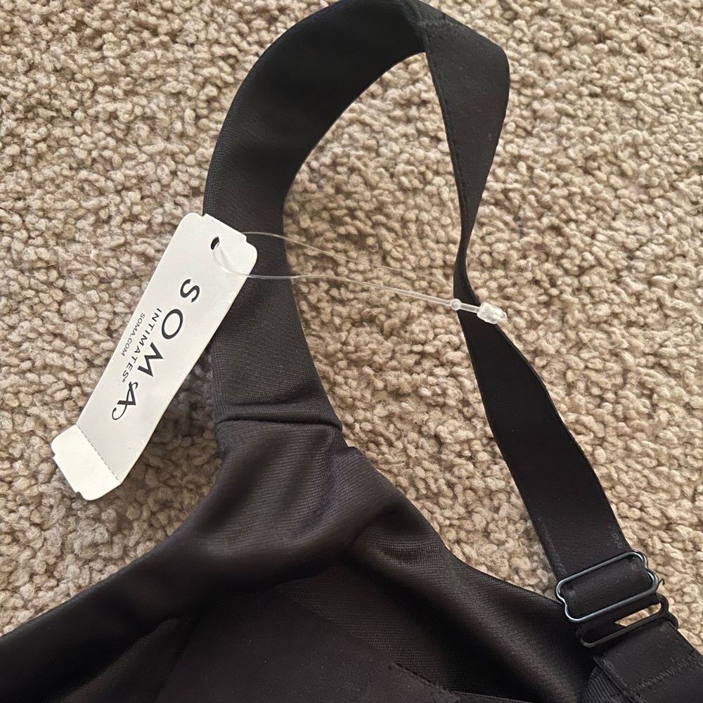 Soma black minimizer bra 40G
